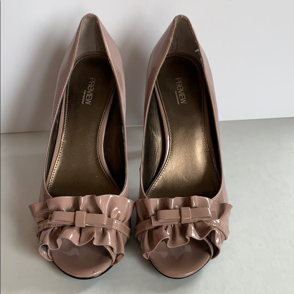 Preview. Open toe pump